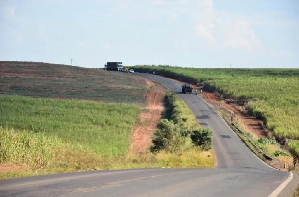 Responsabilidade sobre sinalização de vicinal é dos municípios